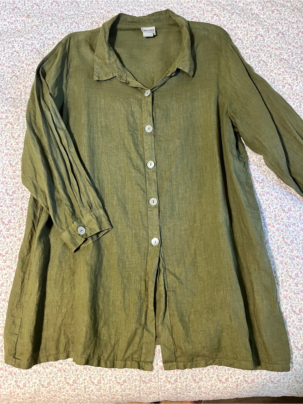 Becasa Olive Green Linen Button-Front Long Women's Shirt. Large. Made in USA